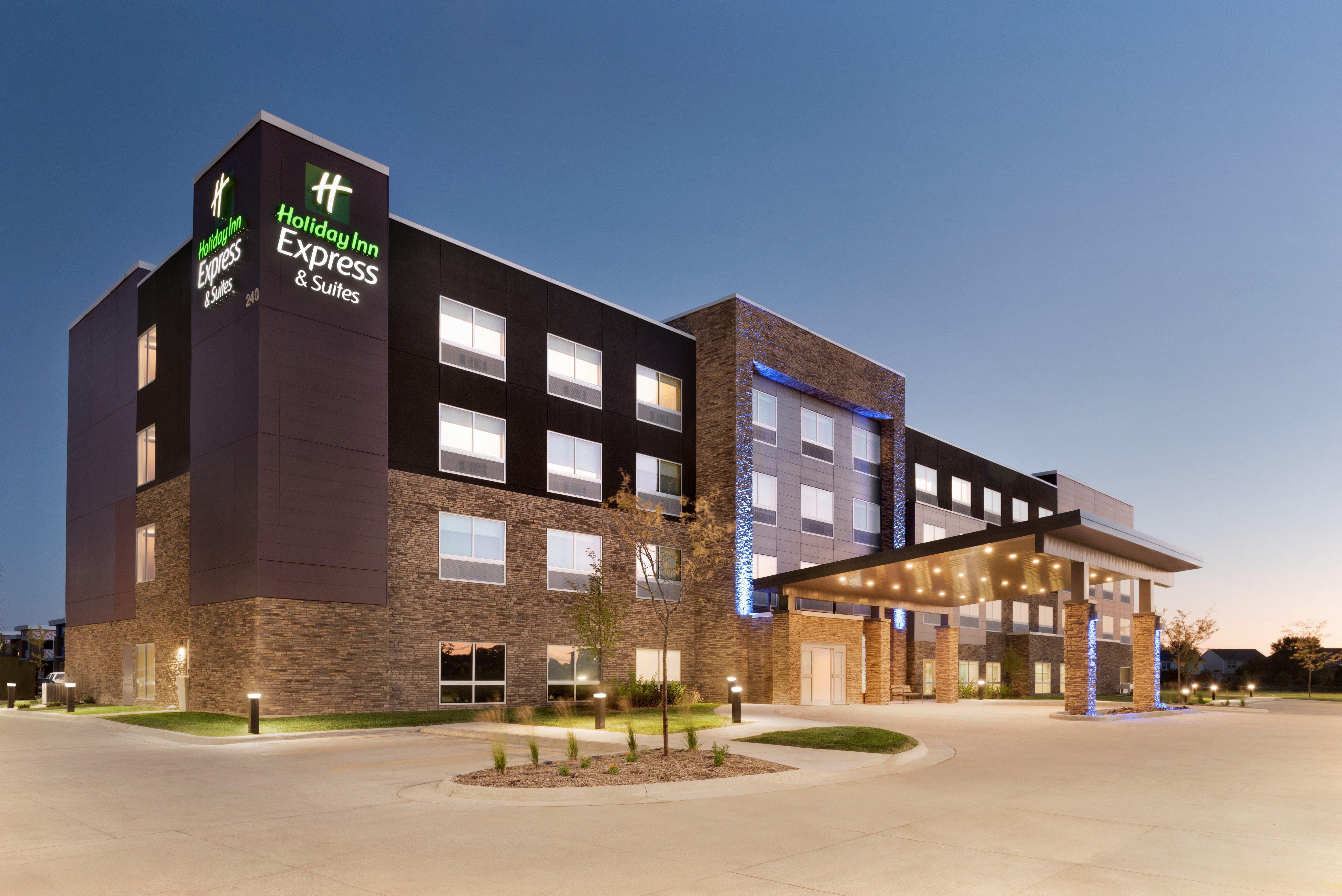 Holiday Inn Express & Suites - West Des Moines - Jordan Creek By Ihg Exterior foto